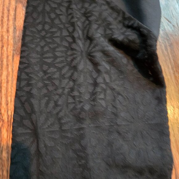 Beyond Yoga Cut It Close Mesh High Waisted Leggings Black XXL - Picture 3 of 5